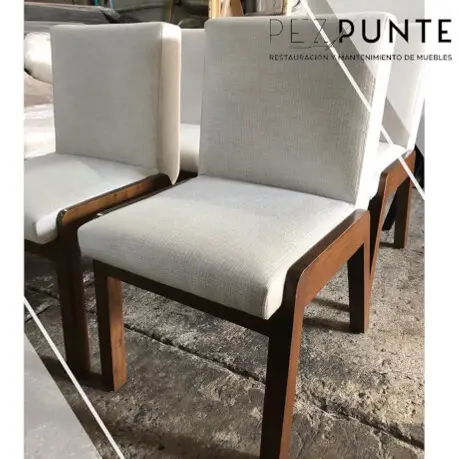 Custom Upholstered Chairs / Bespoke Dining Table Chairs / Made-to-Measure Dining Seating