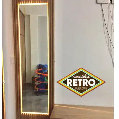 Elegant Living Mirror / Chic Lounge Reflector / Room Radiance Glass