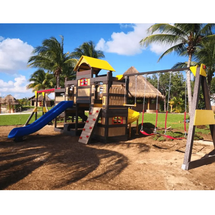 Residential Play Zones for Kids / Customized Play Structures / Safe Garden Play Areas