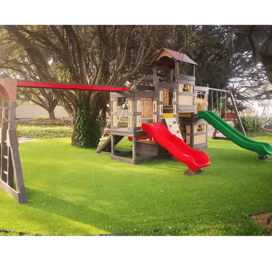 Residential Play Zones for Kids / Customized Play Structures / Safe Garden Play Areas