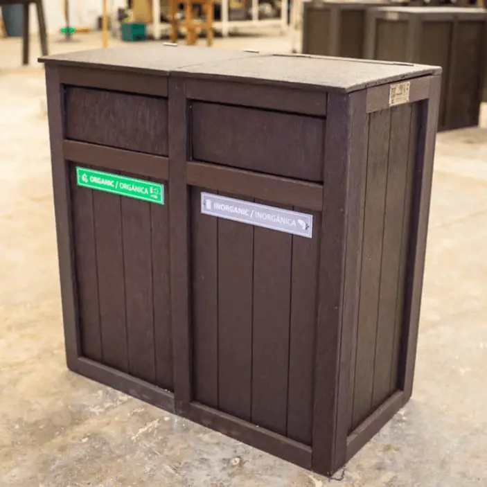 Sustainable Garbage Cans / Wooden-Look Recycling Bins / Customizable Eco Plastic Trash Cans