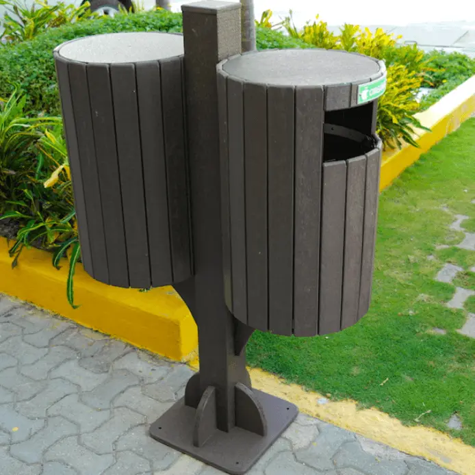 Sustainable Garbage Cans / Wooden-Look Recycling Bins / Customizable Eco Plastic Trash Cans