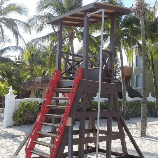 Plastic Wood Beach Towers / Lifeguard Wooden Tower / Custom Lifeguard Tower