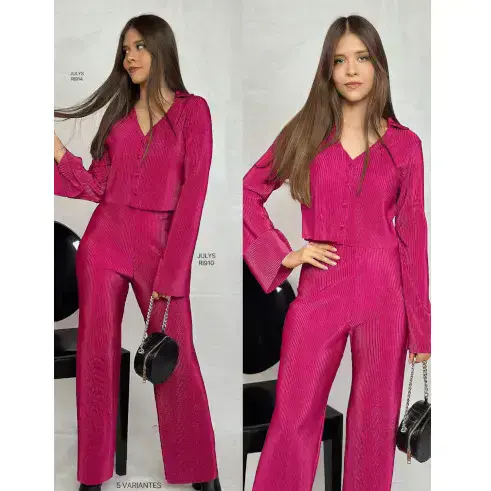 Stylish Pink Pair / Shirt-Style Blouse with Buttons and Wide-Leg / Buttoned Shirt Top Ensemble