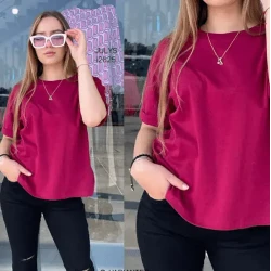 Magenta Casual Top / Vibrant Relaxed Fit Blouse / Everyday Radiant Tee