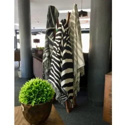 Striped Fringe Throw / Contemporary Black & White / Stylish Sofa Accessory