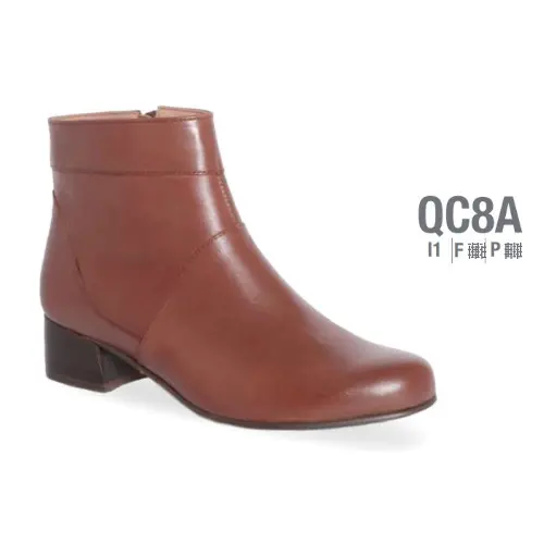 Brown Lace-Up Boot / Low Heeled Leather / Office Casual Style