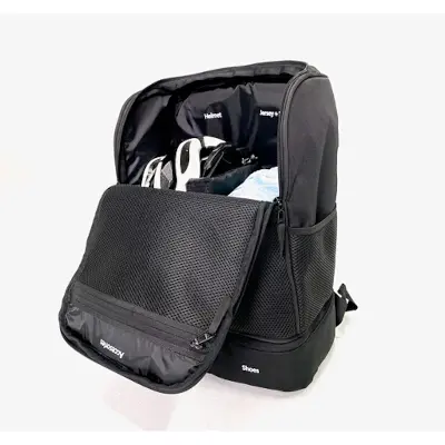 Urban Black Sport Backpack / Mesh Pocket Daypack / Sleek Commuter Bag